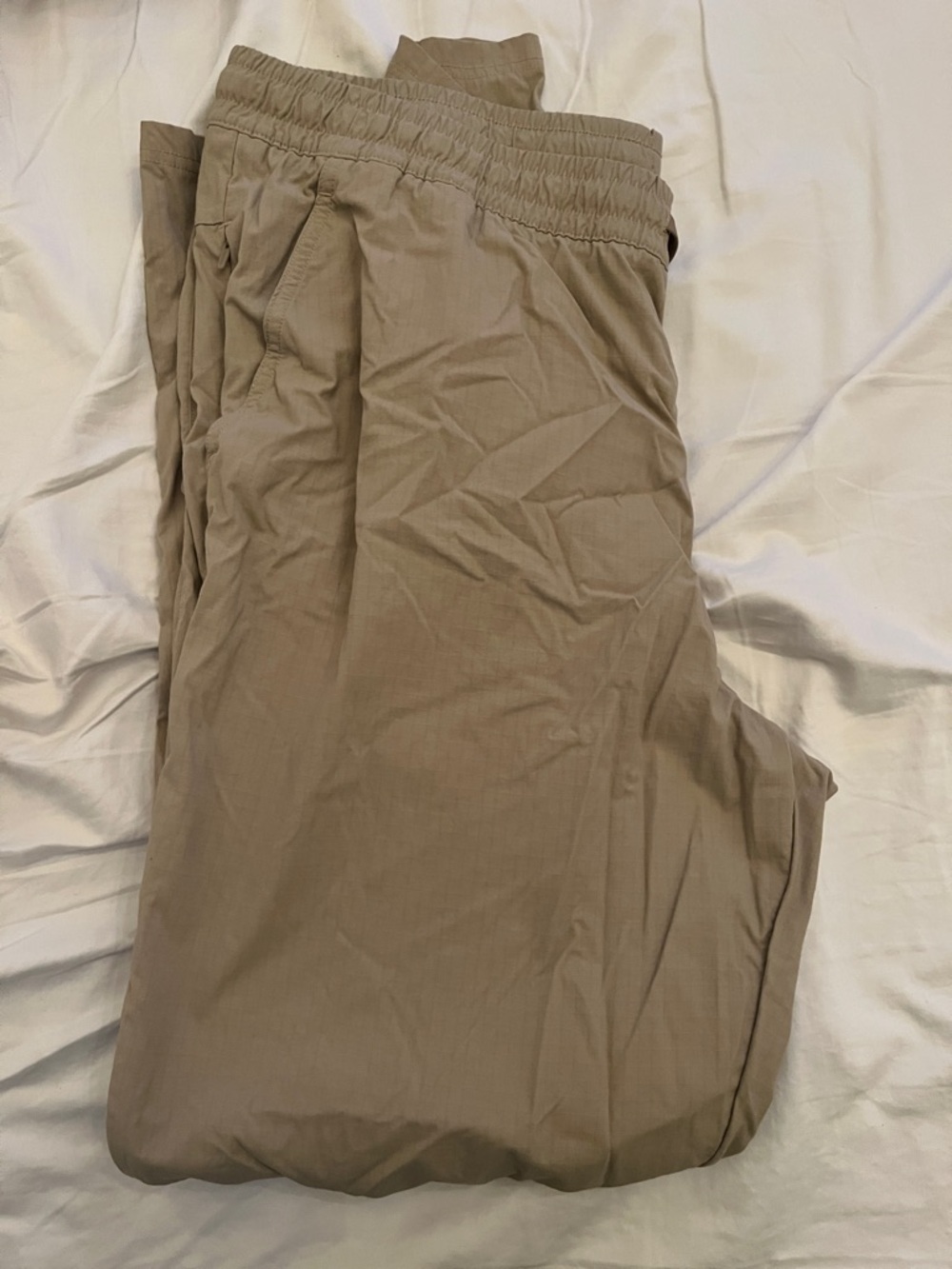 all in motion Men's Easy-Wear Joggers in Taupe
